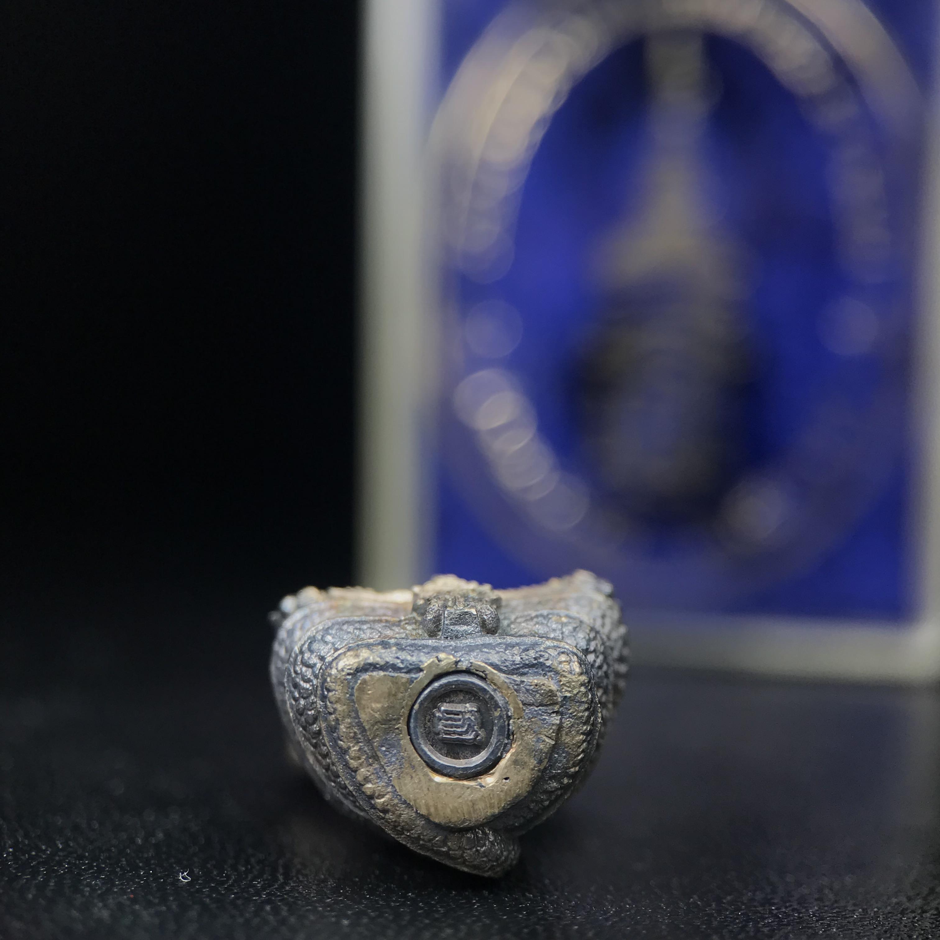 พระพุทธรูปนาคปรกปางมารวิชัย สธ. เนื่องวโรกาสสมเด็จพระเทพรัตนราชสุดาฯ ทรงเจริญพระชนมายุครบ 3 รอบ ปี2534 พิธีพุทธาภิเษก ณ วัดบวรนิเวศวิหาร โดยมีสมเด็จพระญาณสังวร สมเด็จพระสังฆราชเป็นองค์ประธาน(พิธีใหญ่ มวลสารดี พุทธศิลป์งดงาม)พระกริ่งเนื้อเงินพบเจอน้อยหายาก