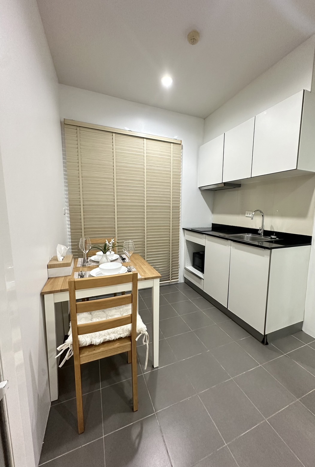 For Rent : Samkong, Condo near Lotus Samkong, 1 bedroom, 1st flr.