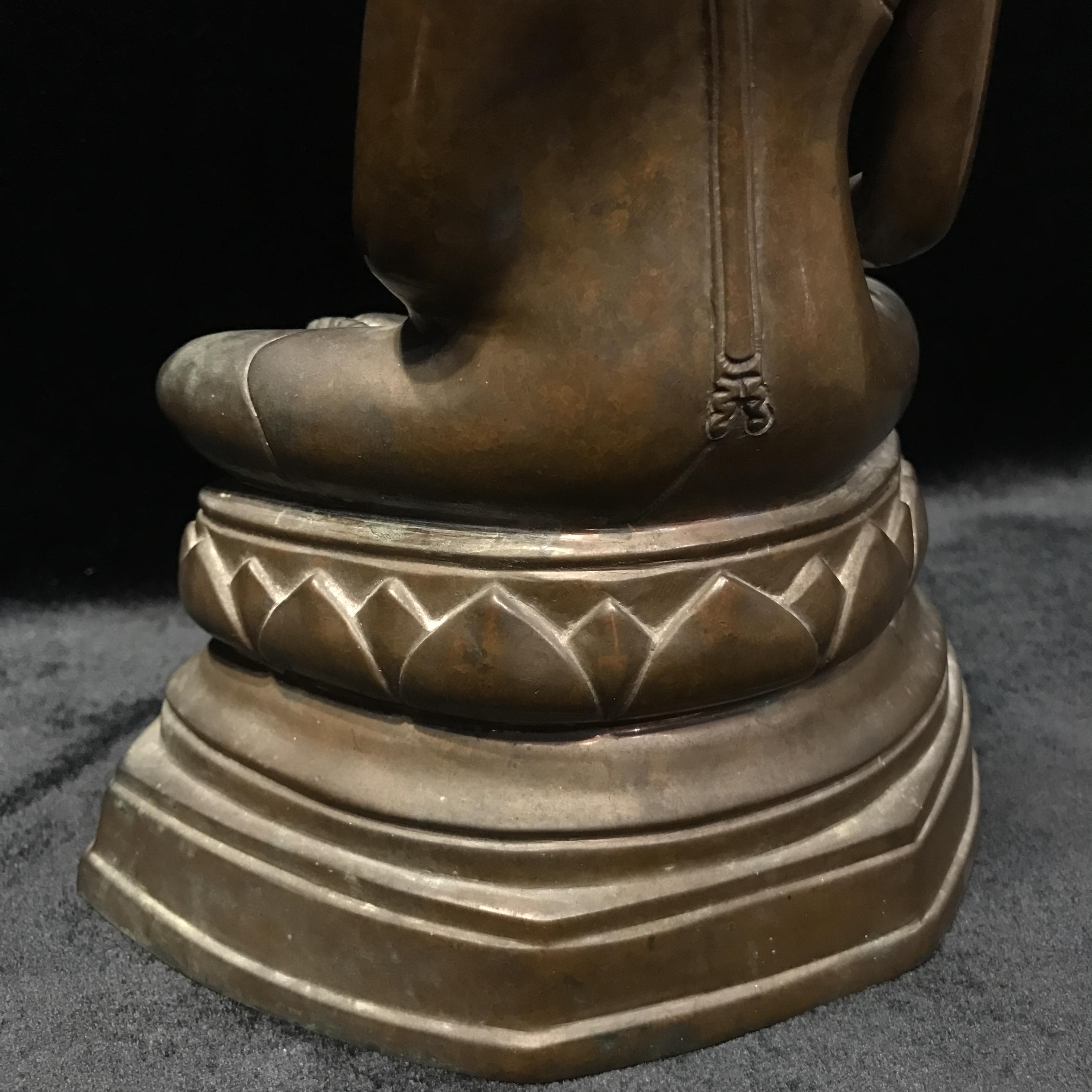 พระพุทธรูปบูชาวชิรมงกุฏ(อักษรย่อ จอุ)วัดมกุฏกษัตริยาราม ปี2511 หน้าตัก 5นิ้ว