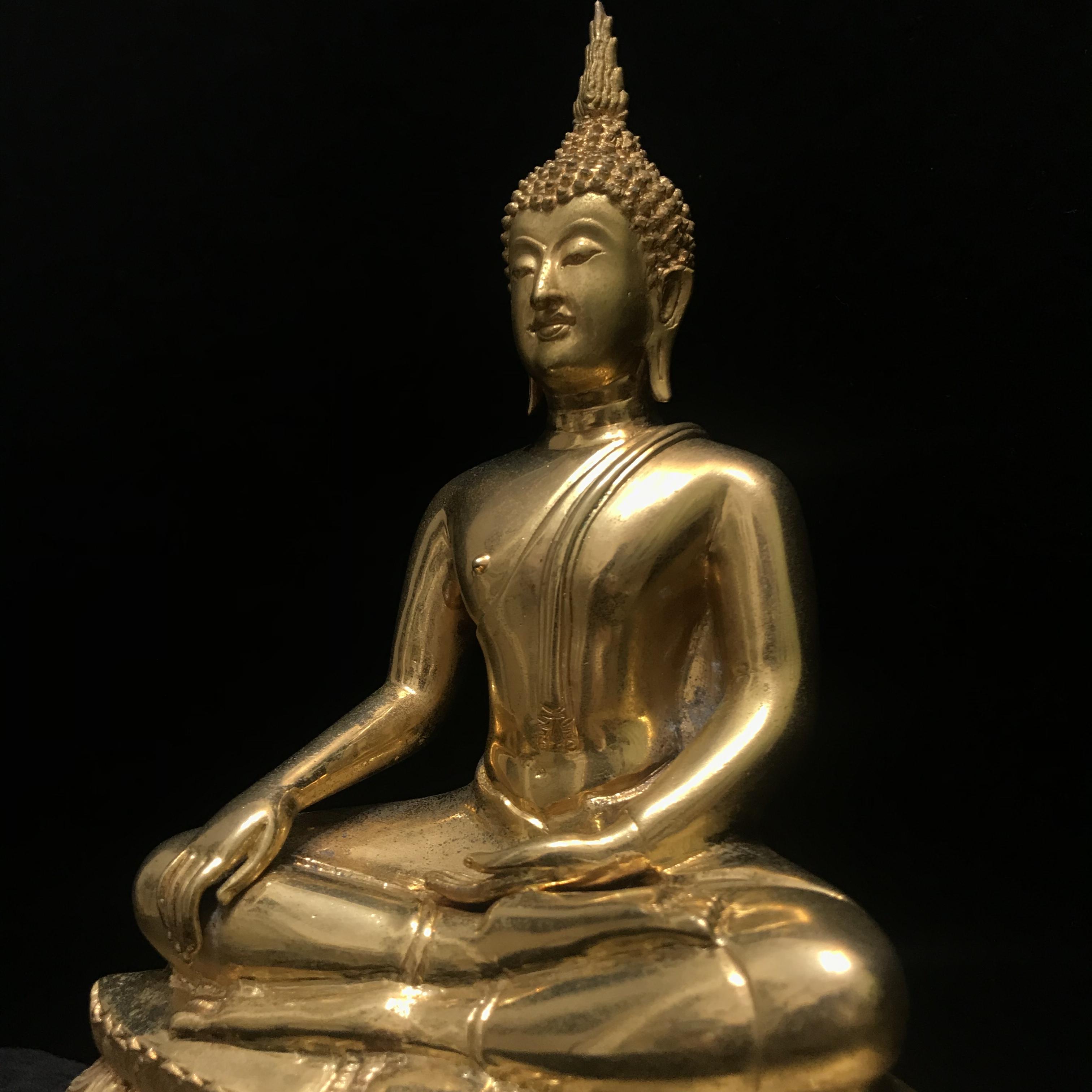 พระบูชาพระพุทธศิรมงคล ภปร. วัตถุมงคลคุ้มเกล้าปี2524 ของมูลนิธิคุ้มเกล้า โรงพยาบาลภูมิพลจัดสร้าง ขนาดหน้าตัก5นิ้ว(ในหลวงรัชกาลที่9 ทรงจุดไฟพระฤกษ์และเททอง)