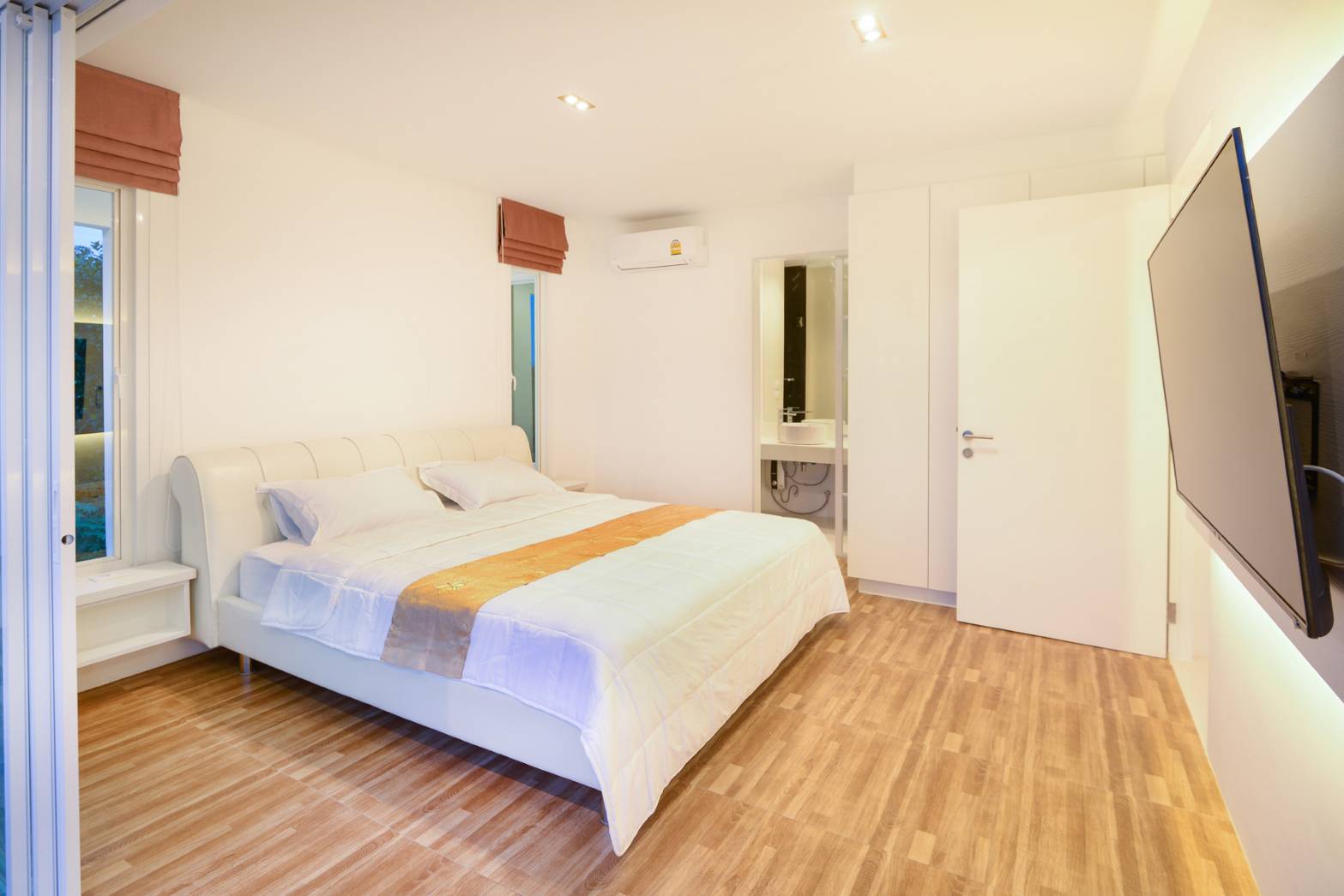 For Rent : Rawai, New Brand Private Pool Villa, 3 bedrooms 4 bathrooms