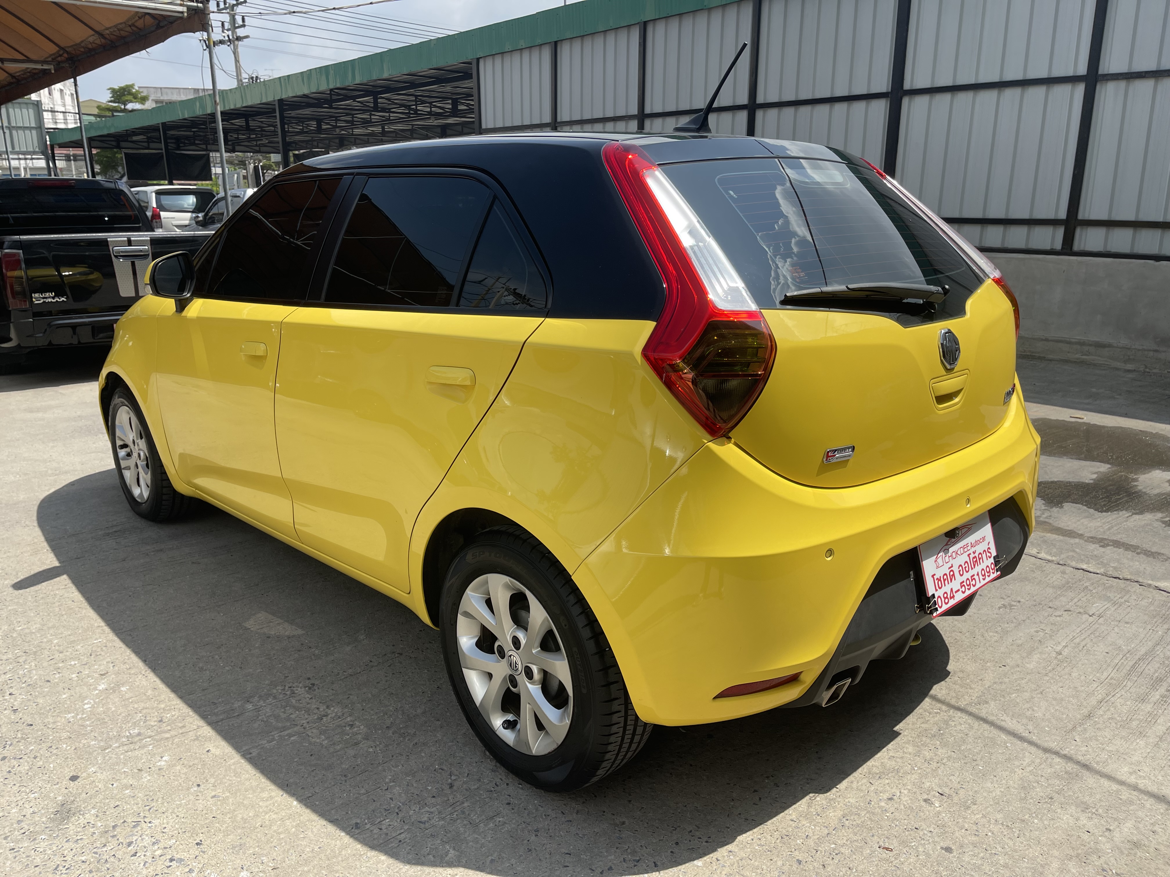 MG MG3 1.5 X (Twotone) Sunroof At 2016 เหลือง-ดำ