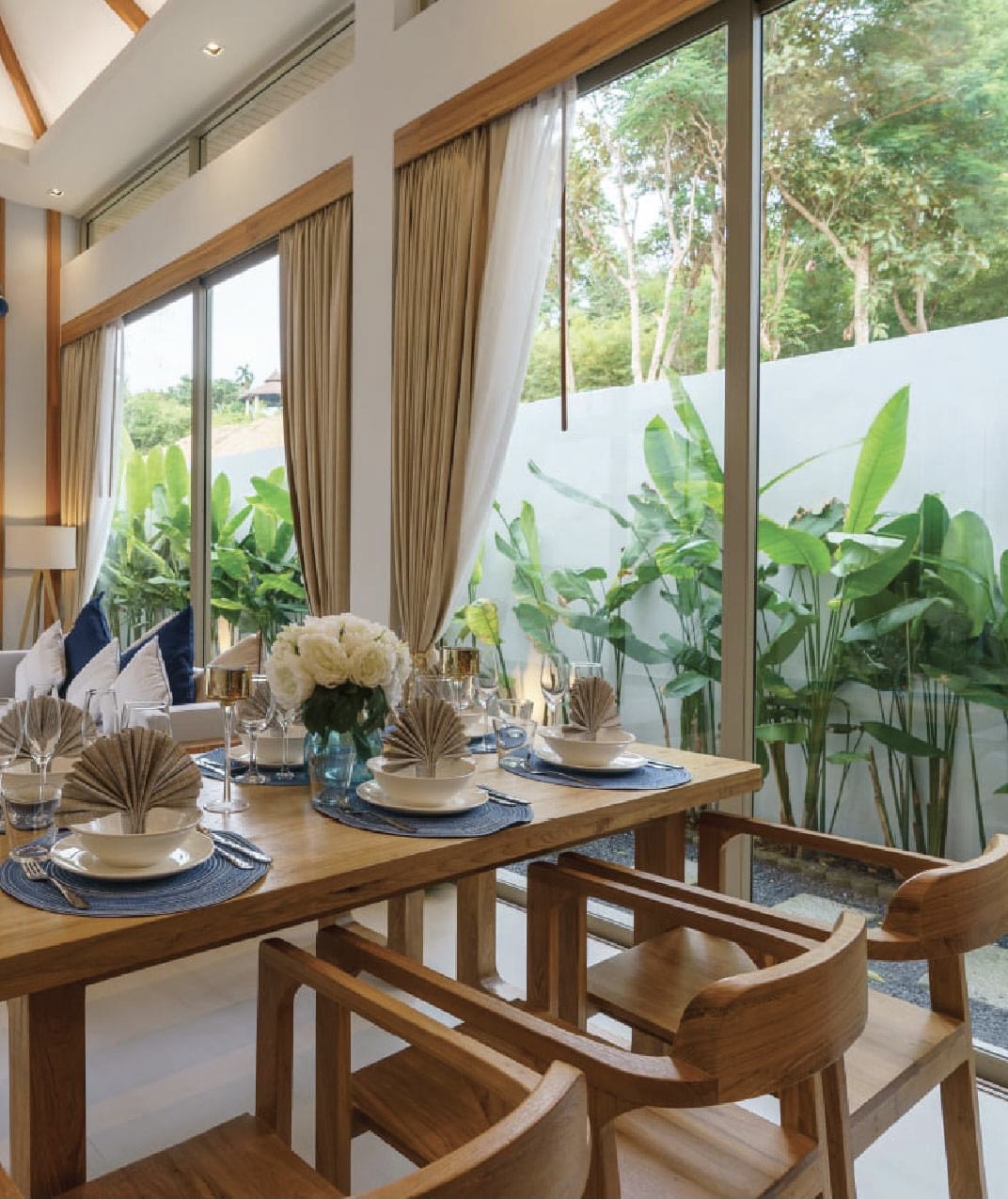 For Rent : Rawai, Luxury Private Pool Villa, 2 bedrooms 2 Bathrooms, Pool view.