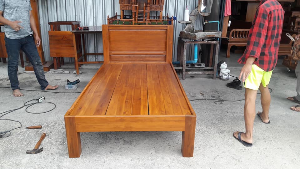 เตียง 3.5 ฟุต รุ่น เมดิสัน ( เต้าฟักตรง ท้ายโล้น 3.5 ฟุต )