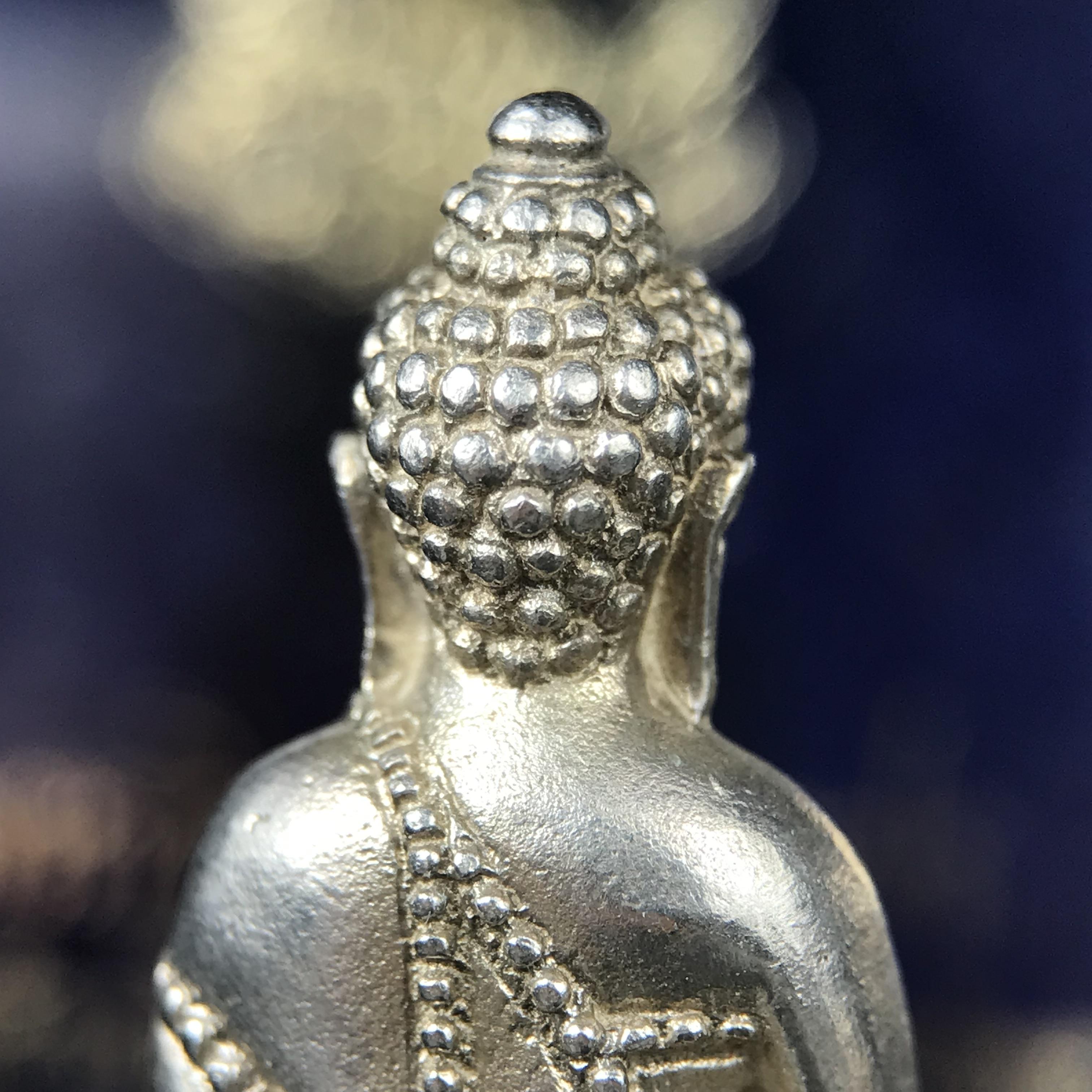 พระกริ่งนวปทุม ภปร.-พระชัยวัฒน์นวปทุม ภปร.-พระกริ่งไพรีพินาศ ภปร. รุ่นแรก วัดปทุมวนาราม ครบชุดเนื้อเงิน ปี2535(ในหลวงรัชกาลที่9เสด็จเททอง)(1ใน3000องค์)หายาก***เก็บทีเดียวครบชุดไปเลยรุ่นนี้ แนะนำ....ตอนนี้หายากแล้ว***