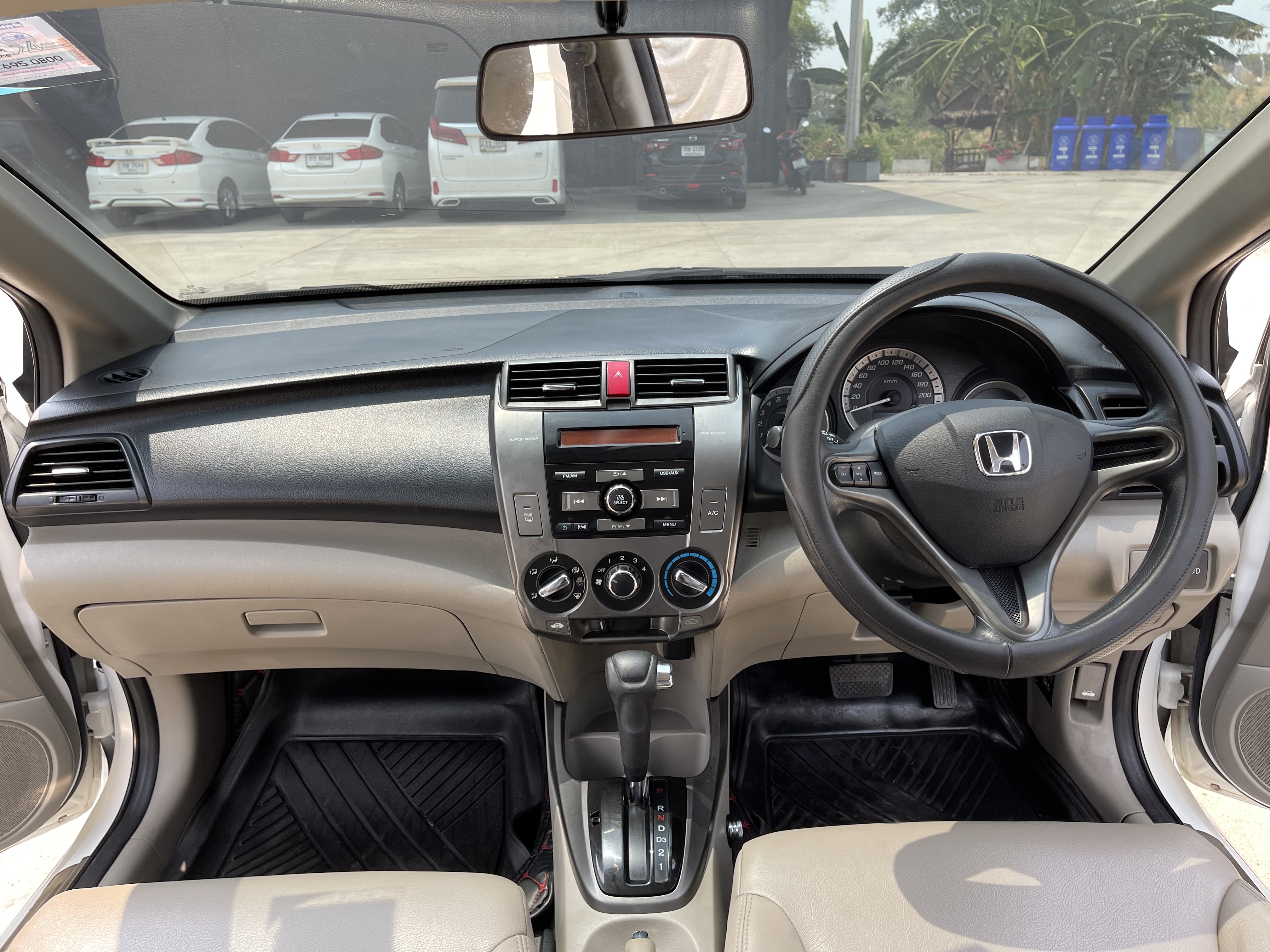 Honda City 1.5 SV At 2013 ขาว