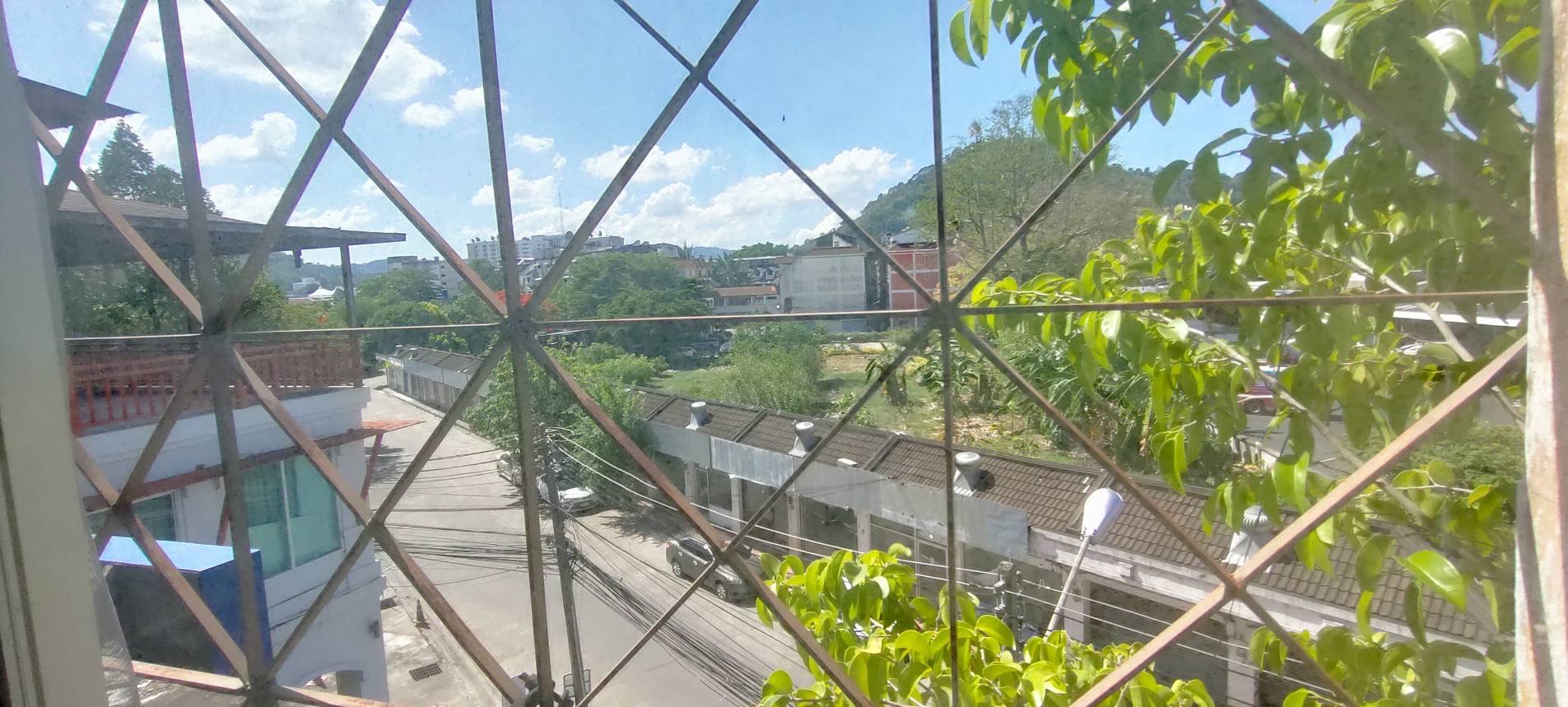 For Sale : Phuket Town, 4-Storey Commercial Builing, 3 Bathrooms, 15 Sqw.