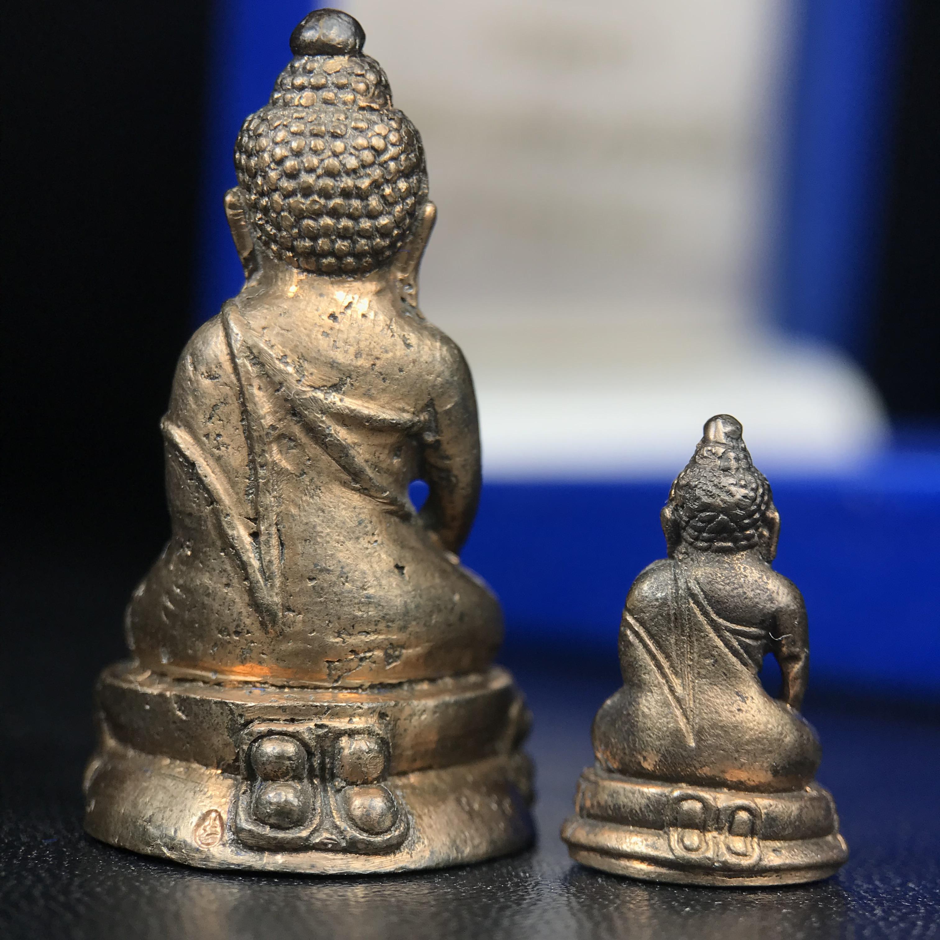 พระกริ่ง-พระชัยวัฒน์ นวราชบพิตร วัดตรีทศเทพ ปี 2530 เนื้อนวโลหะ(1ใน 500 ชุด สุดหายาก)จัดสร้างในวาระพระบาทสมเด็จพระเจ้าอยู่หัวรัชกาลที่ 9 เจริญพระชนมพรรษา 5 รอบนักษัตริย์(ในหลวงรัชกาลที่9เสด็จเททอง) (สภาพสวยครบสมบูรณ์))พิธีใหญ่ รุ่นยอดนิยม