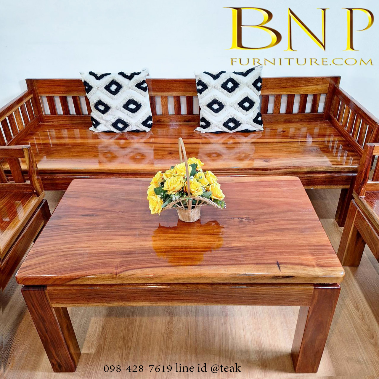 ชุดรับเเขก ไม้ประดู่ รุ่น ซี่ตรง