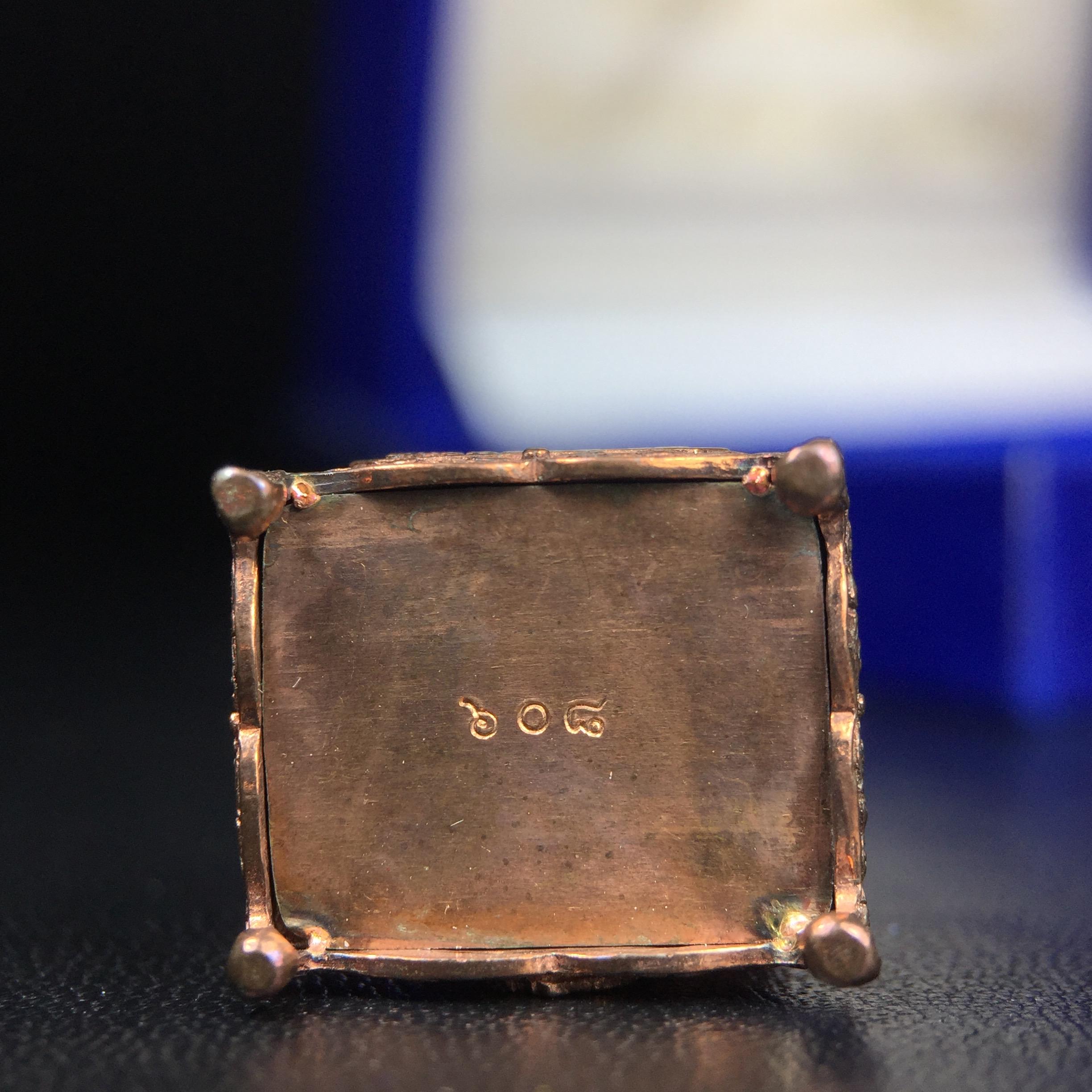 รูปหล่อหลวงพ่อเงิน วัดบางคลาน จ.พิจิตร พิมพ์หน้าเหมือนหลวงพ่อ "รุ่น 91 ปี กรมเสมียนตรา" กระทรวงกลาโหมจัดสร้างในปี 2543 พุทธาภิเษกใหญ่ 3 วัด 3พิธีวัดสุทัศน์ /วัดบางคลาน/วัดพระแก้ว เนื้อนวโลหะปัดเงา(แก่ทองคำ)พุทธศิลป์งดงามมากหายาก(ตอกโค๊ตหมาย ๖๐๘)