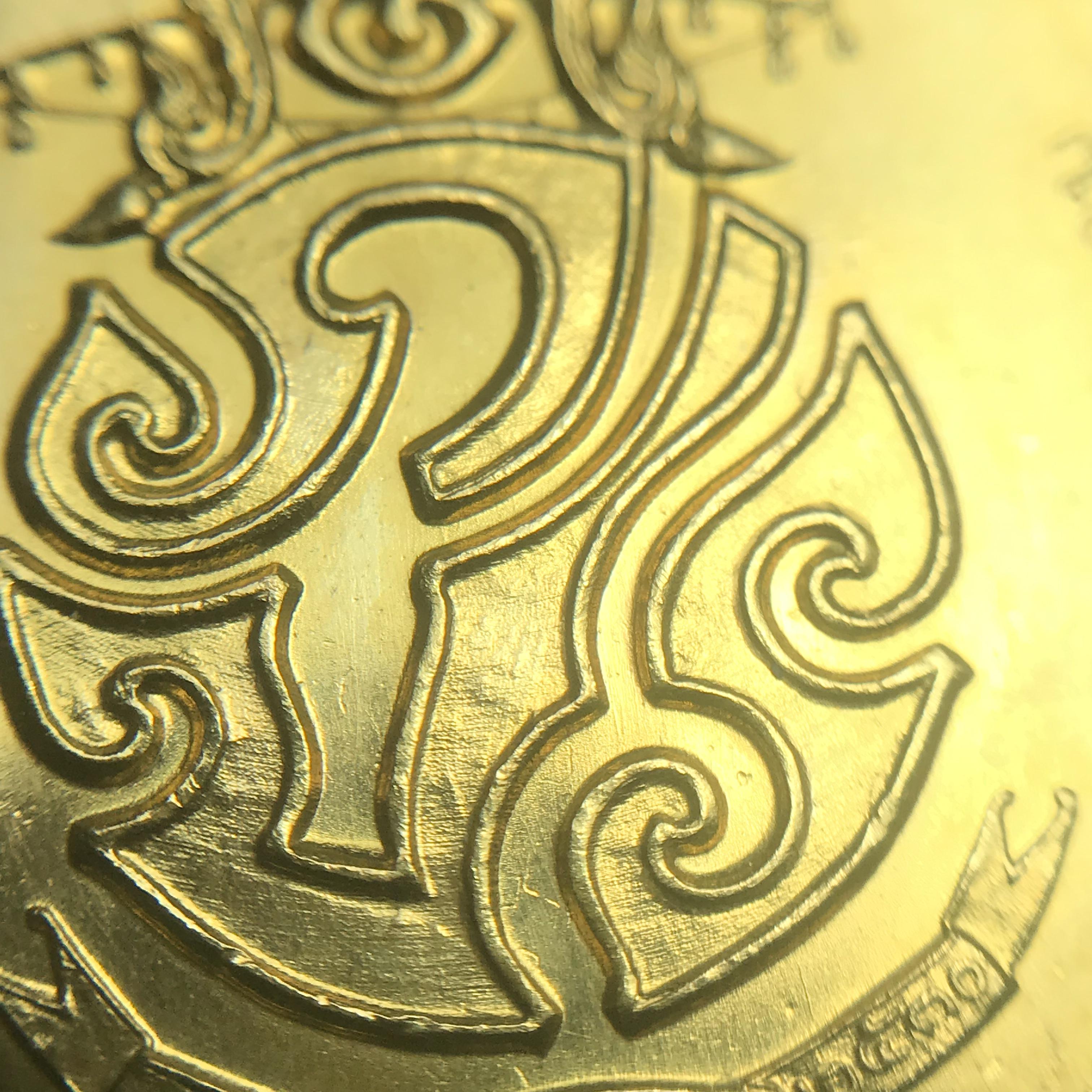 เหรียญพระชัยหลังช้าง ภปร. ปี2530 เนื้อทองคำ พิมพ์ใหญ่ 15กรัม(หนักหนึ่งบาท) พิธีใหญ่ นิยม สภาพสวย กล่องบรรจุเดิมครบ หายากมาก