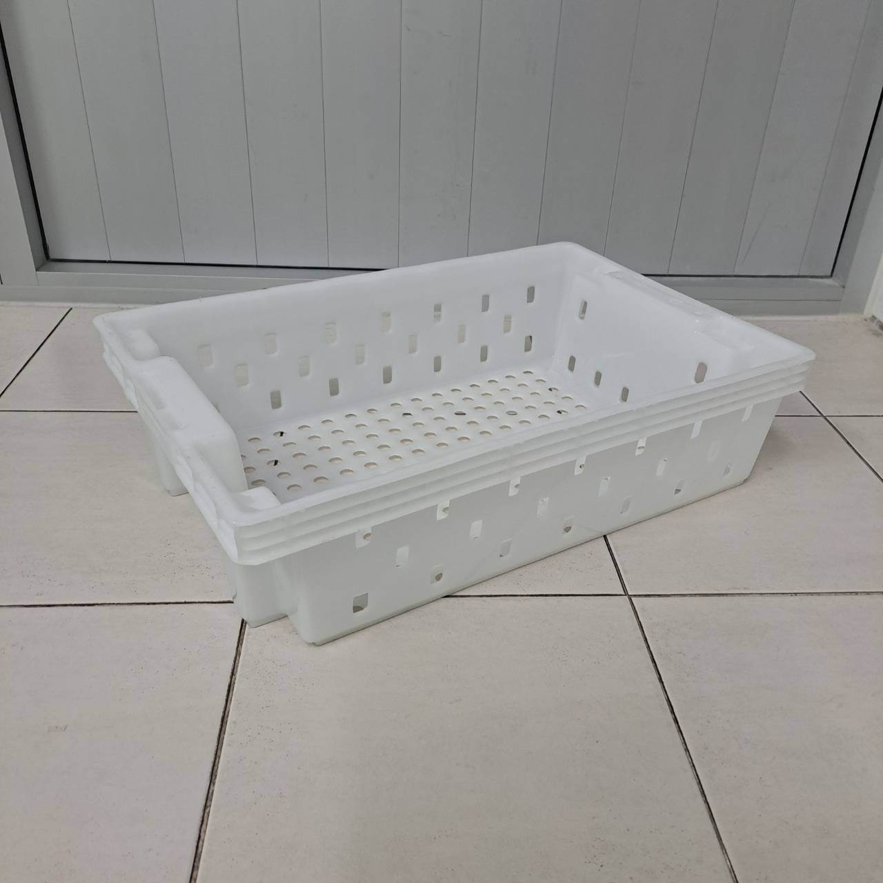 ลังปลาโปร่ง 818