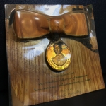 เหรียญที่ระลึกประดับแพรแถบ รัชกาลที่9 มหามงคลสมัยพระราชพิธีเฉลิมพระชนมายุ 60 พรรษา พ.ศ.2530(แบบสุภาพสตรี)(ตัวติดหายาก)