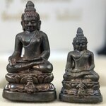 พระกริ่ง-พระชัยวัฒน์ ไพรีพินาศ ญสส.รุ่น นวฤทธิ์โภคทรัพย์ ปี 2544 อุดผงพุทธคุณ บรรจุมวลสารจิตรลดา และเส้นพระเกศาของสมเด็จพระญาณสังวร พระสังฆราชฯ พร้อมกล่องบรรจุเดิม เนื้อนวโละผิวปัดแต่ง(นำฤกษ์) ชุดหมายเลข ๑๙(1ใน 999 ชุด) หายากพบเจอน้อยมาก