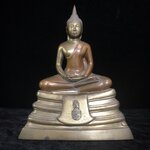 พระบูชาพระพุทธโสธร ภปร. รุ่นย้อนยุค ปี2539 กาญจนาภิเษกครองราชสมบัติครบ 50ปี หน้าตัก5นิ้ว เนื้อสามกษัตริย์ หมายเลข00732