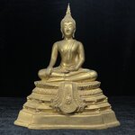 พระบูชาพระพุทธศิรมงคล ภปร. วัตถุมงคลคุ้มเกล้าปี2524 ของมูลนิธิคุ้มเกล้า โรงพยาบาลภูมิพลจัดสร้าง ขนาดหน้าตัก5นิ้ว(ในหลวงรัชกาลที่9 ทรงจุดไฟพระฤกษ์และเททอง พิธีใหญ่)ยอดนิยมหายาก