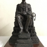 พระบรมรูปพระบาทสมเด็จพระเจ้าอยู่หัวรัชกาลที่9(นั่งบัลลังก์) กระทรวงมหาดไทยจัดสร้าง ปี2539