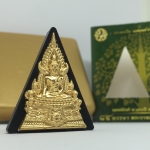 พระพุทธชินราช(จำลอง)ภ.ป.ร. เนื้อผงปิดทองด้านหน้า หลัง ภ.ป.ร. ยิงทอง