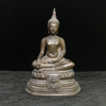 พระพุทธรูปบูชาวชิรมงกุฏ(อักษรย่อ จอุ)วัดมกุฏกษัตริยาราม ปี2511 หน้าตัก 5นิ้ว