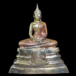 พระบูชาพระพุทธโสธร ภปร. รุ่นย้อนยุค ปี 2539 กาญจนาภิเษกครองราชสมบัติครบ 50ปี ในหลวงรัชกาลที่ 9 ขนาดหน้าตัก 9นิ้ว เนื้อสามกษัตริย์ หมายเลข๐๒๓๒๓(เลขสวย)อีกหนึ่งรุ่นยอดนิยม