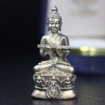 พระกริ่งปรมานุชิตชิโนรส วัดพระเชตุพนวิมลมังคลาราม(วัดโพธิ์) ปี2533 เนื้อเงิน ( ในหลวงรัชกาลที่9เสด็จเททอง)พิธีใหญ่ งดงามด้วยพุทธศิลป์เปี่ยมด้วยพุทธคุณ อีกหนึ่งรุ่นที่แนะนำสะสมบูชา