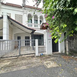 For Rent : Town home near Super Cheap Market, 3 Bedroom 3 Bathroom