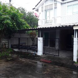 For Rent : Thalang, 2-Story Town House , 3 Bedrooms 2 Bathrooms