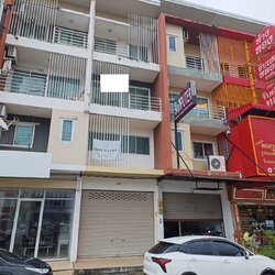 For Sales : Thalang, 4-Storey Commercial Building, 6 bedroom 6 bathroom