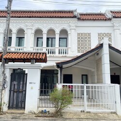 For Sales : Ratsada, 2-Story Private Town Home, 3 Bedrooms 3 Bathrooms