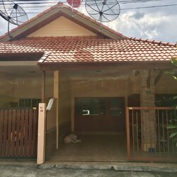 For Sale : Kathu twin house 3 bedroom 2 bathroom near Kajornkiat international school.