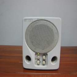 ลำโพง มีแอมป์ในตัว ยี่ห้อ TOA รุ่น WA-1801 (Made in Japan) ไฟ 220Volts