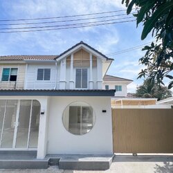 For Sale : Ratsada-Samkong, 2-Story Town Home, 3 Bedrooms 2 Bathrooms