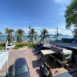 For Rent : Seafront, 2-Story commercial buildings, 3 Bedroom 6 Bathroom