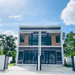 For Sales : Kohkaew, One and a half story semi-detached house, 2 Bedrooms, 2 Bathrooms