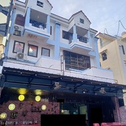 For Rent : Patong, 3-Storey Commercial Building, 5 Bedrooms 4 Bathrooms