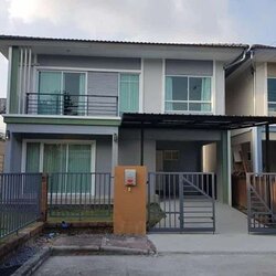 For Rent : Kathu, Private House Modern Style, 3 bedrooms 2 Bathrooms, Garden View