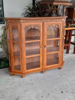 ตู้ 5 เหลี่ยมเตีย 50x145 สูง 120 ซม.