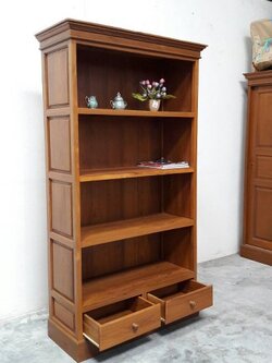 ตู้หนังสือ ข้างฟักทึบ