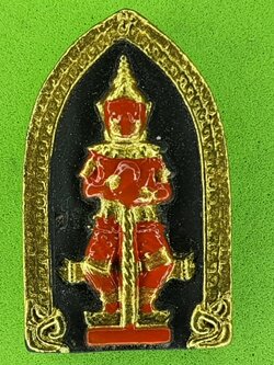 พระเครื่อง ท้าวเวสสุวรรณ เลี่ยมกรอบสีดำ แต่ง สีส้ม รุ่น แก้ปีชง รวยไม่จบ จนไม่เป็น ภัยไม่มี ท้าวเวสสุวรรณ พระแท้ ท้าวเวสสุวัณ