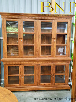 ตู้โชว์ไม้สัก รุ่น ถุงทอง