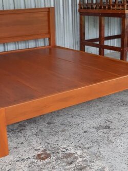 เตียงเต้าเรียบ คอเปิด