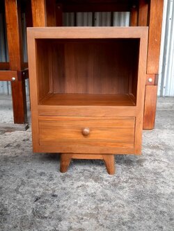 ตู้หัวเตียง 1 ลิ้นชักขาเฉียง