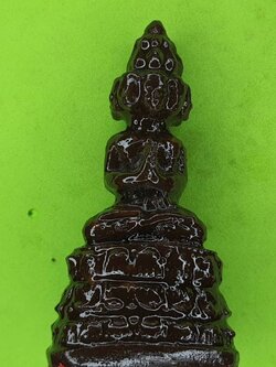 พระเครื่อง พระมหาเศรษฐีนวโกฎิ สีน้ำตาลเข้ม แร่น้ำพี้ หน้าตัก 1 นิ้ว พระ พระแท้