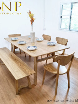 โต๊ะกินข้าวโมเดิร์น รุ่น อาเคเชีย