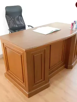 โต๊ะทำงานเสริมฮวงจุ้ยไม้สัก ร่นหน้าลูกฟัก