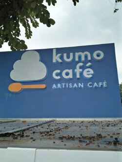 ป้ายอักษรโลหะสีขาว