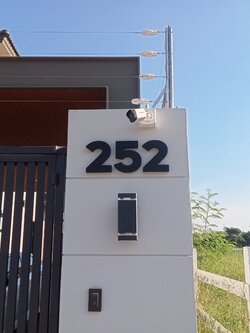 ป้ายตัวเลขบ้านเลขที่ 252