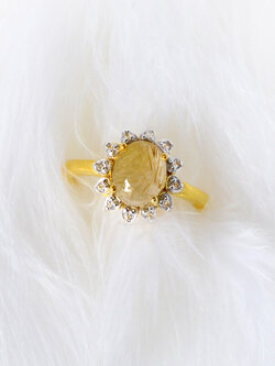 แหวนไหมทอง Golden Rutile Quartz ring
