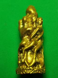 ของเสน่ห์ 7นารีล้อมรัก ของเสน่ห์ เมตตาลุ่มหลง 7นารี สร้างด้วยมวลสารอาถรรพ์ และมวลสารเสน่ห์รวมกันมากมาย