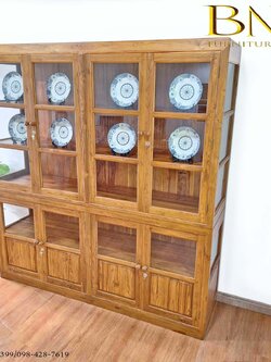 ตู้โชว์ไม้สัก รุ่น โมนิก้า